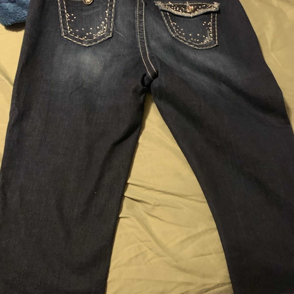 Capris - Picture 4 of 5